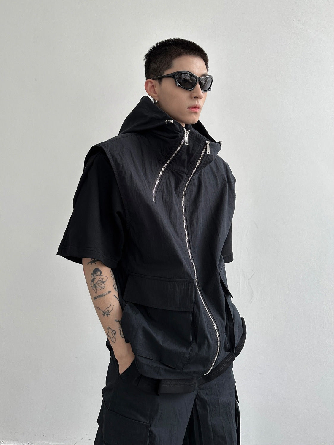 Men's Hooded Sleeveless Vest Wide Leg Trousers Overall Suit