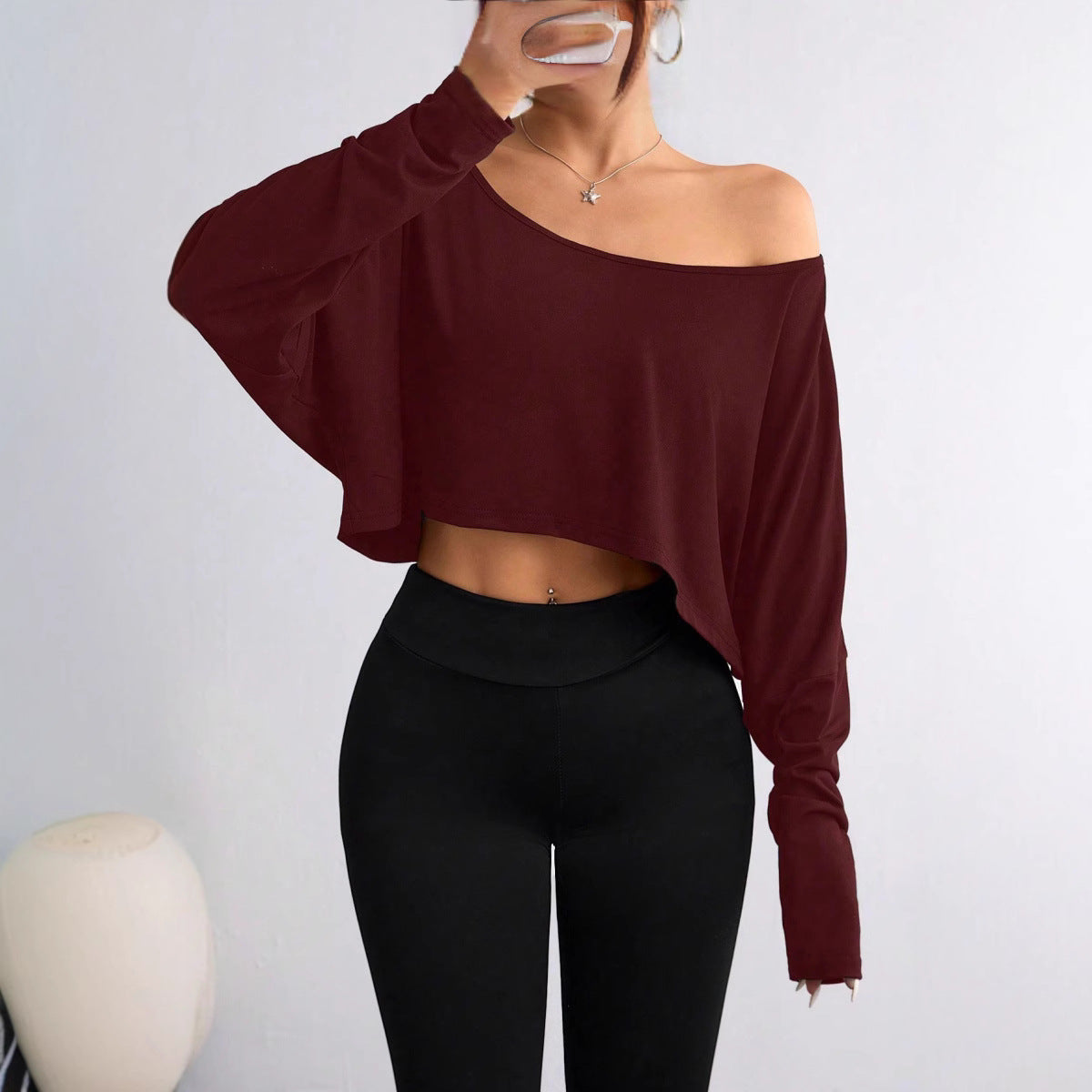 Solid Color Shoulder Long Sleeve Loose-fitting Cropped Top